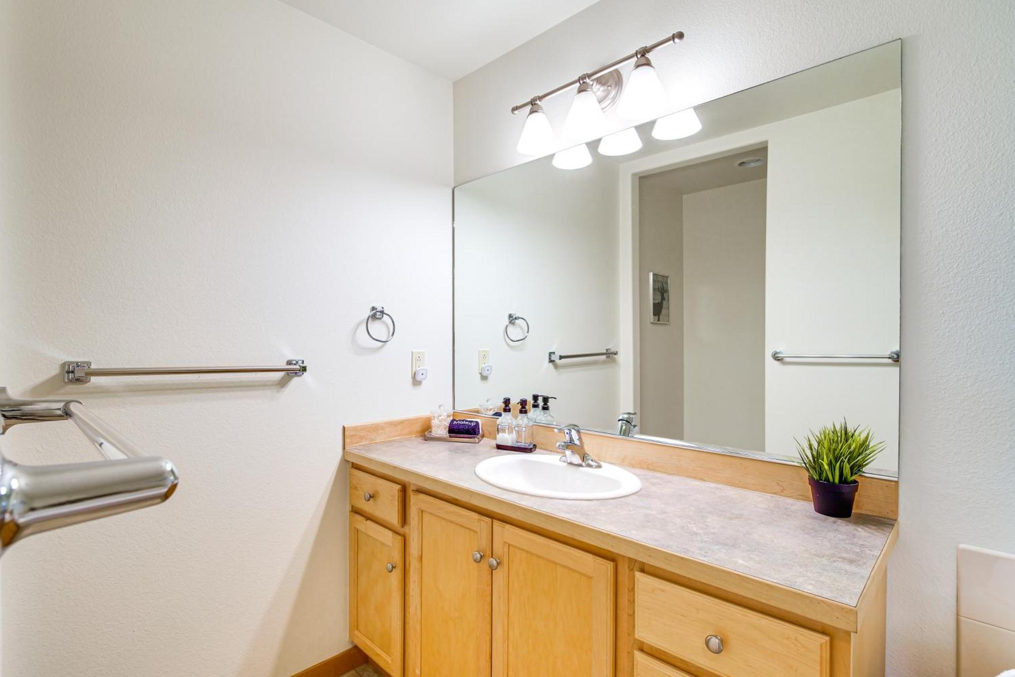 Klamath Falls Getaway With Pool And Hot Tub Access! Esterno foto