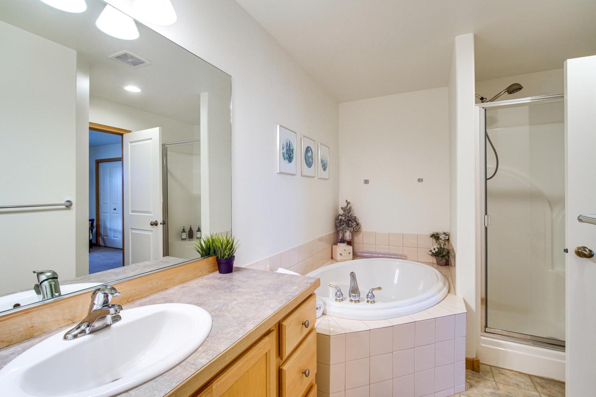 Klamath Falls Getaway With Pool And Hot Tub Access! Esterno foto